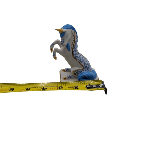 Porcelain Unicorn Figurine By The Franklin Mint 1991 Blue & White With Gold Acce - Picture 7 of 11